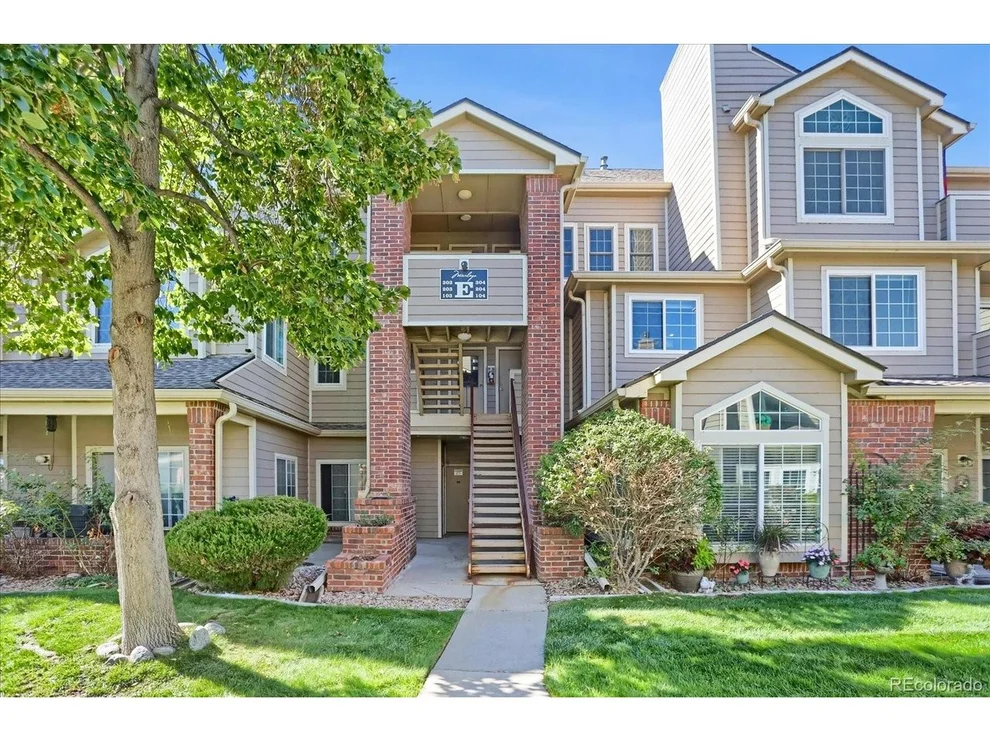 Unit for sale at 4760 S Wadsworth Blvd, Littleton, CO 80123