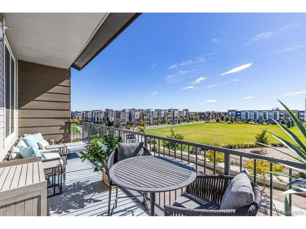 Unit for sale at 480 E Fremont Pl, Centennial, CO 80122