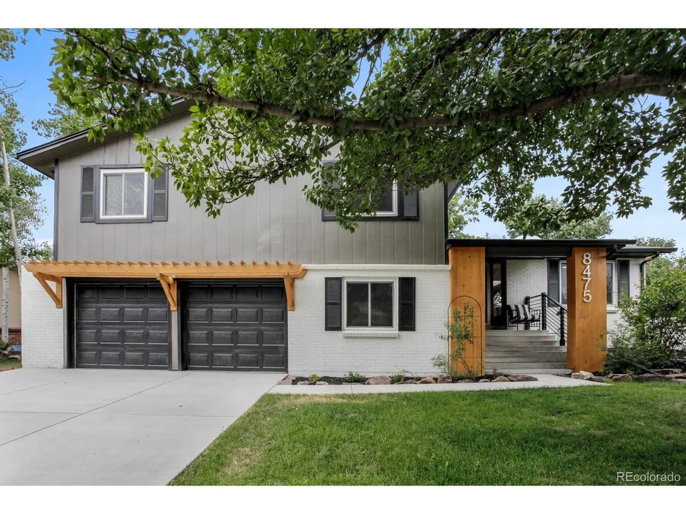 Unit for sale at 8475 Quay Dr, Arvada, CO 80003