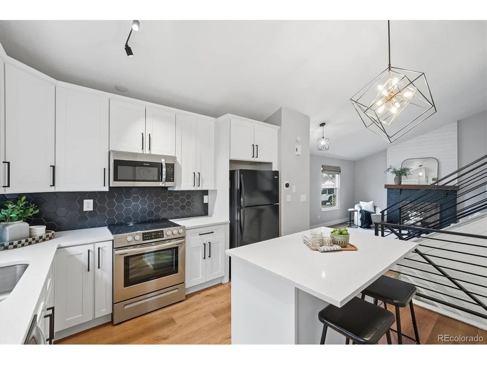 Unit for sale at 4800 S Tabor St, Morrison, CO 80465