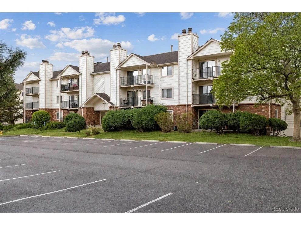 Unit for sale at 471 S Kalispell Way, Aurora, CO 80017