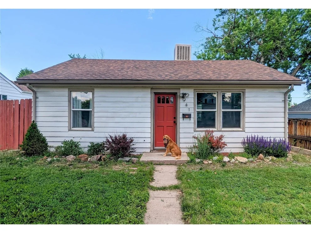Unit for sale at 941 E Dartmouth Ave, Englewood, CO 80113