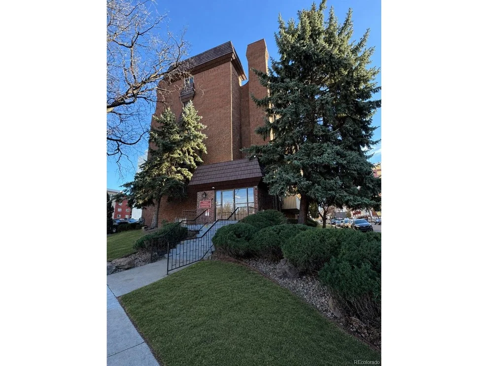 Unit for sale at 4110 Hale Pkwy, Denver, CO 80220