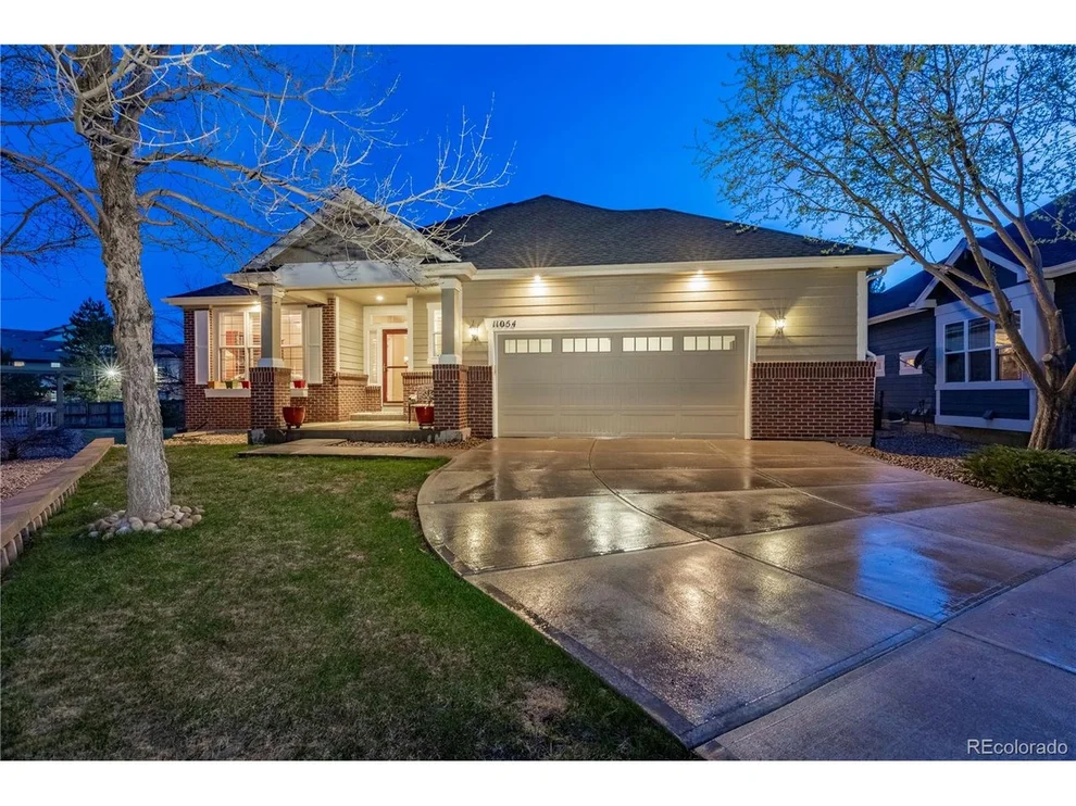 Unit for sale at 11054 W Hinsdale Dr, Littleton, CO 80127