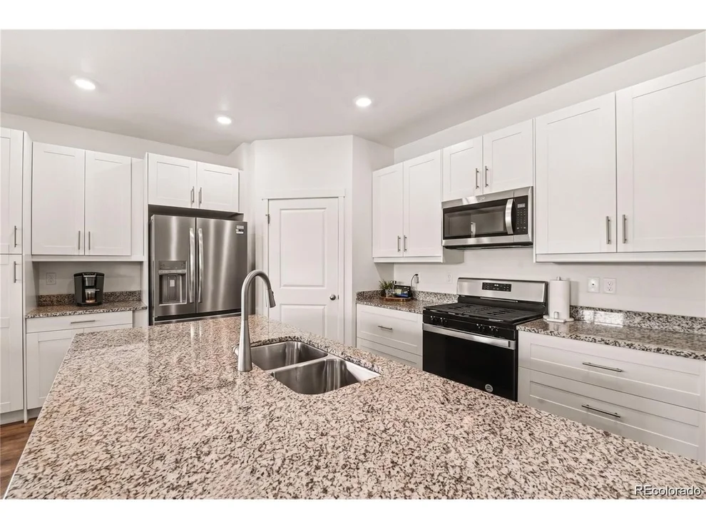 Unit for sale at 429 Bluebird Rd, Johnstown, CO 80534