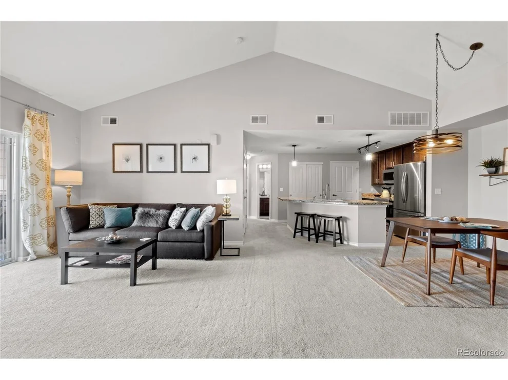 Unit for sale at 10056 W Unser Dr, Littleton, CO 80127