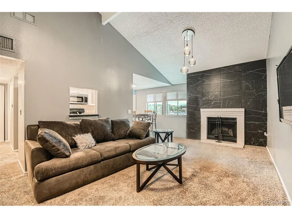 Unit for sale at 8100 W Quincy Ave, Littleton, CO 80123