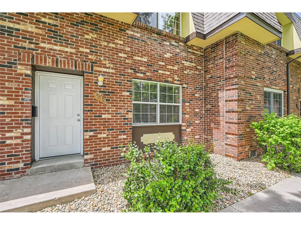 Unit for sale at 5535 S Lowell Blvd, Littleton, CO 80123