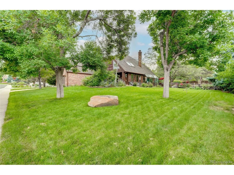 Unit for sale at 1367 W Briarwood Ave, Littleton, CO 80120