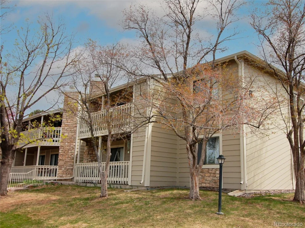 Unit for sale at 8225 Fairmount Dr, Denver, CO 80247