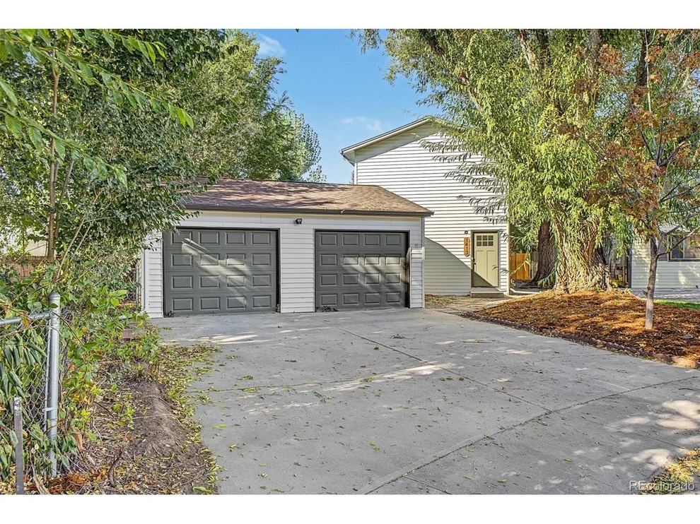 Unit for sale at 1413 Centennial Dr, Longmont, CO 80501