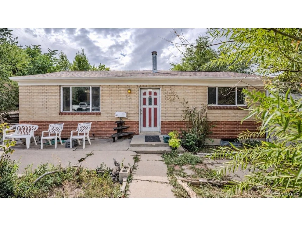 Unit for sale at 623 Winona Ct, Denver, CO 80204