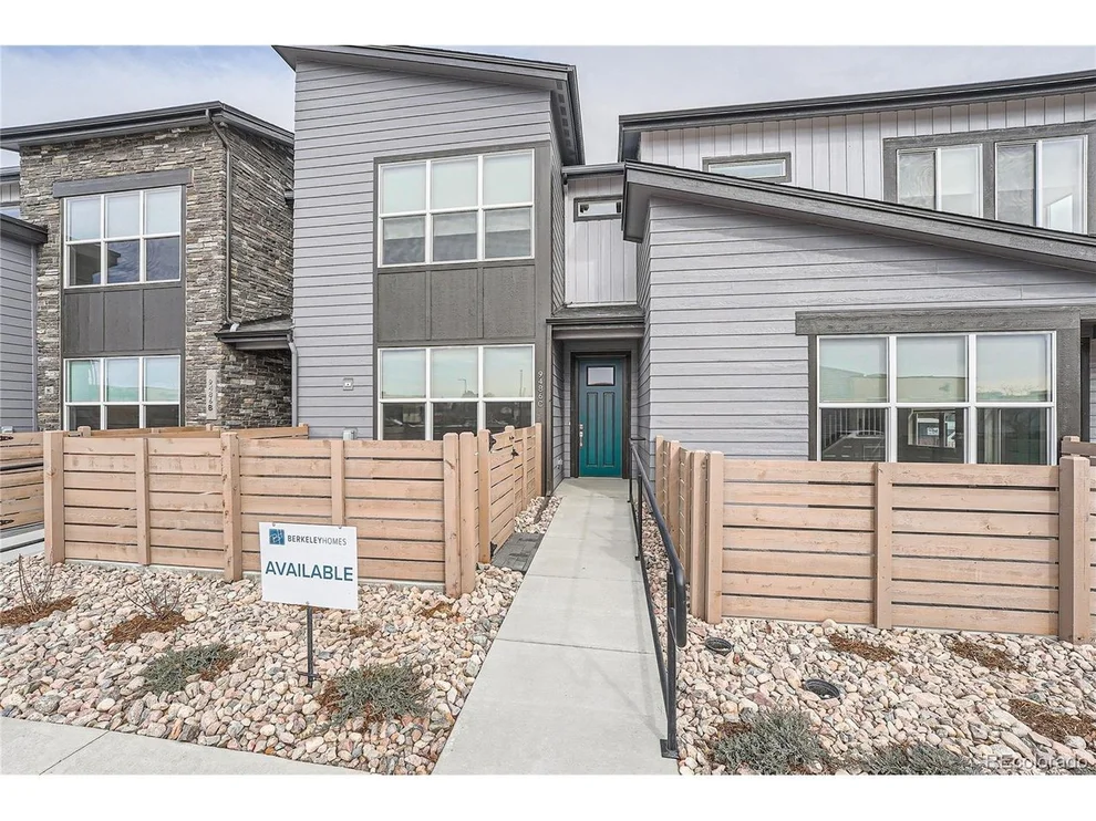Unit for sale at 9486 W 58th Cir, Arvada, CO 80002