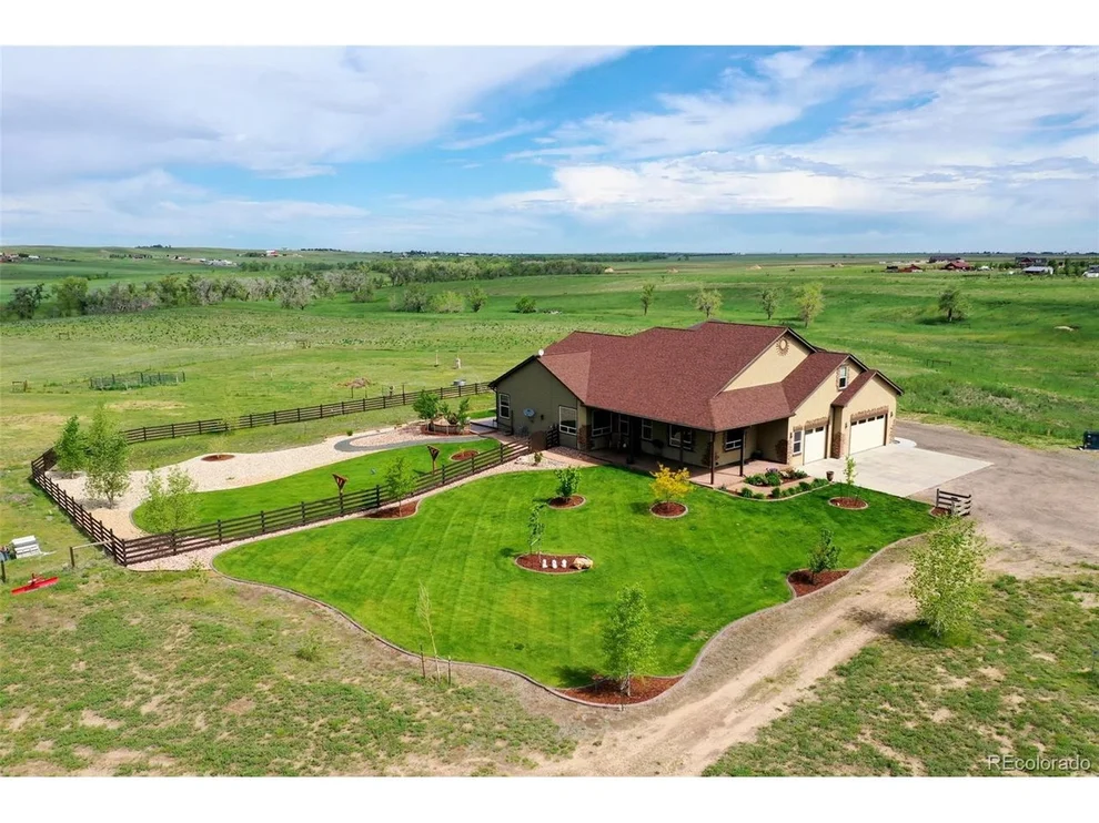 Unit for sale at 2449 S Flint Ridge Ct, Watkins, CO 80137