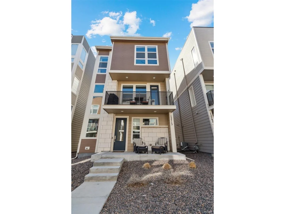 Unit for sale at 15713 E Broncos Pl, Centennial, CO 80112