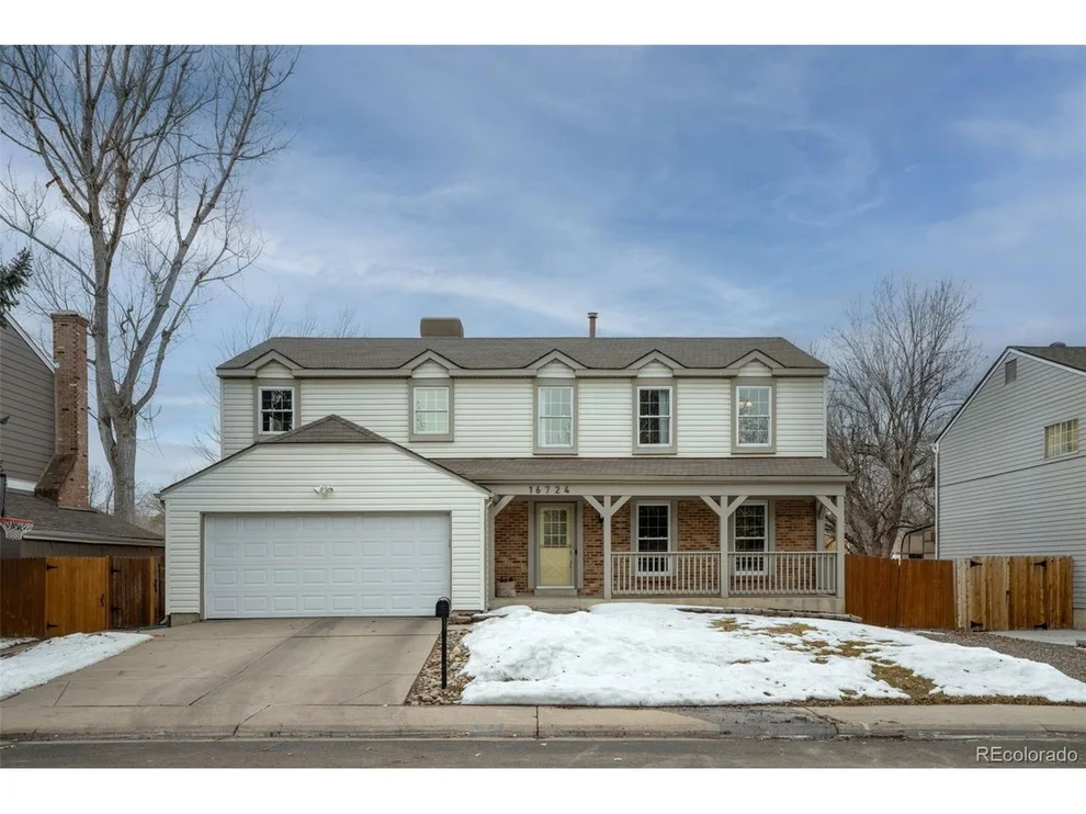 Unit for sale at 16724 E Villanova Cir, Aurora, CO 80013