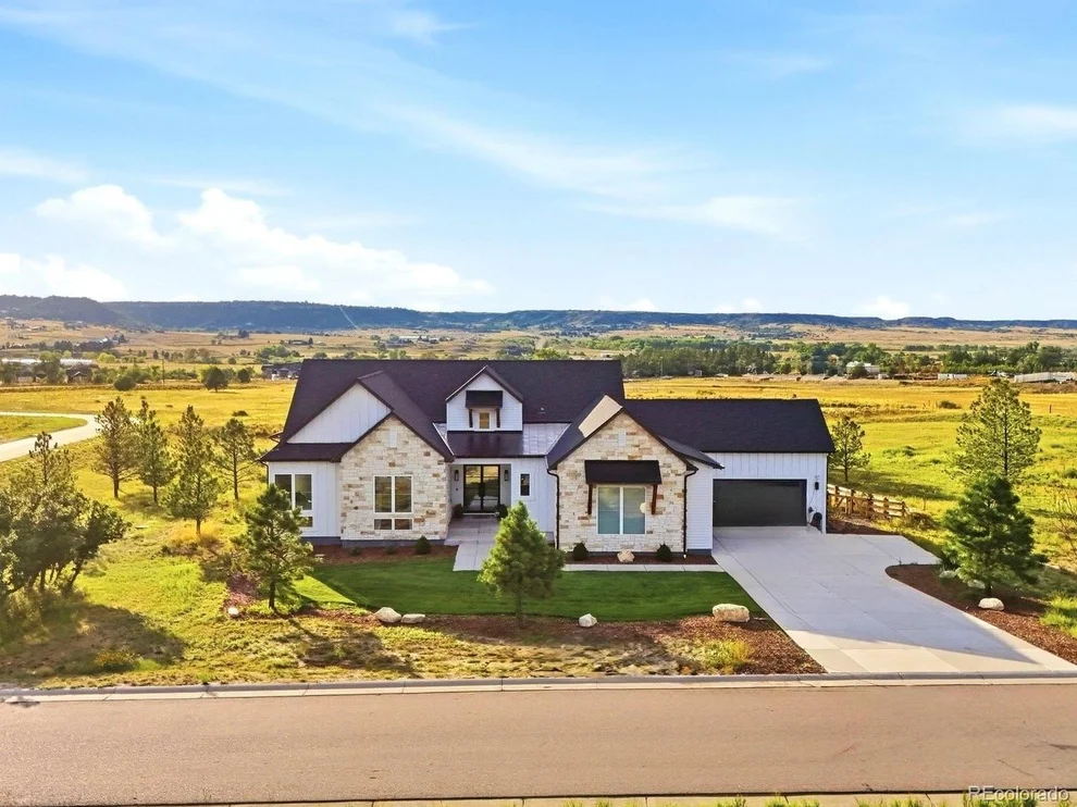 Unit for sale at 1675 Arrowpoint Ct, Franktown, CO 80116