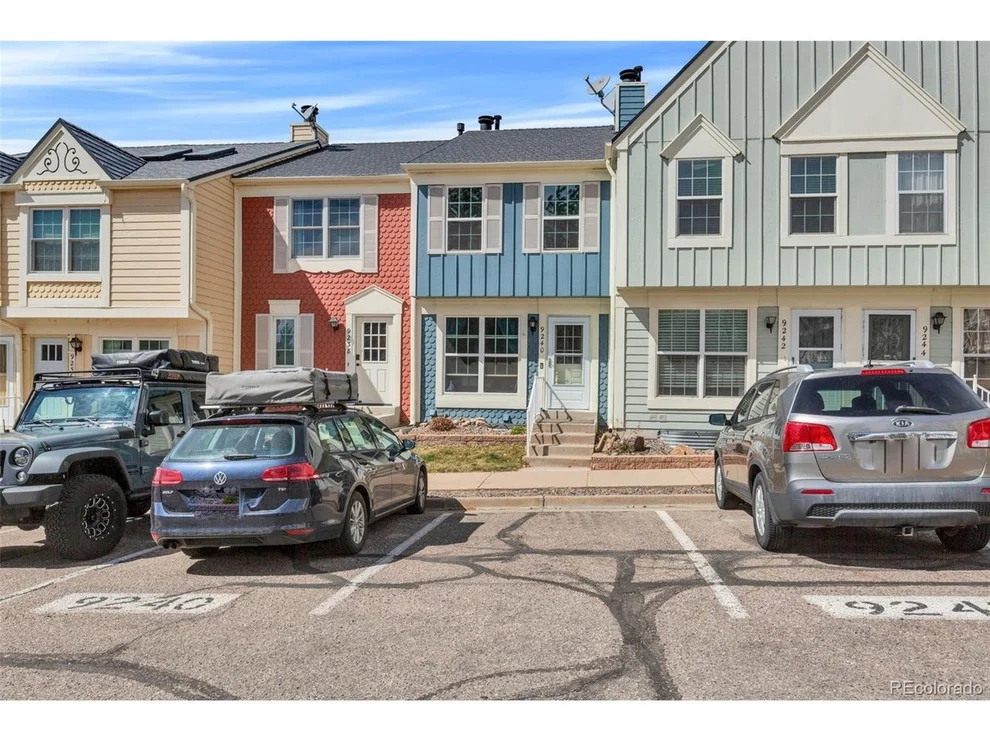 Unit for sale at 9240 W Ontario Dr, Littleton, CO 80128