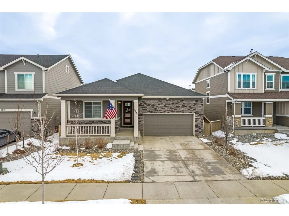 Unit for sale at 1022 Woodgate Ct, Longmont, CO 80501