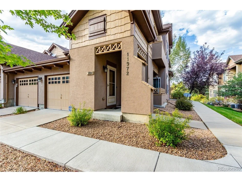 Unit for sale at 11972 W Long Cir, Littleton, CO 80127