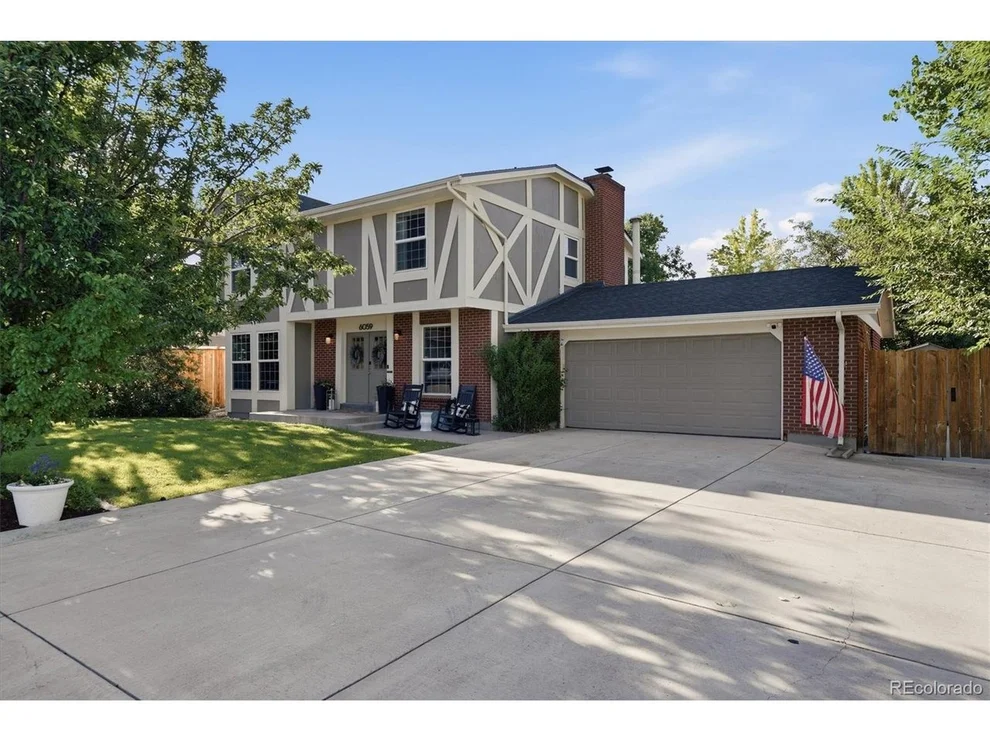 Unit for sale at 6059 W Fair Dr, Littleton, CO 80123