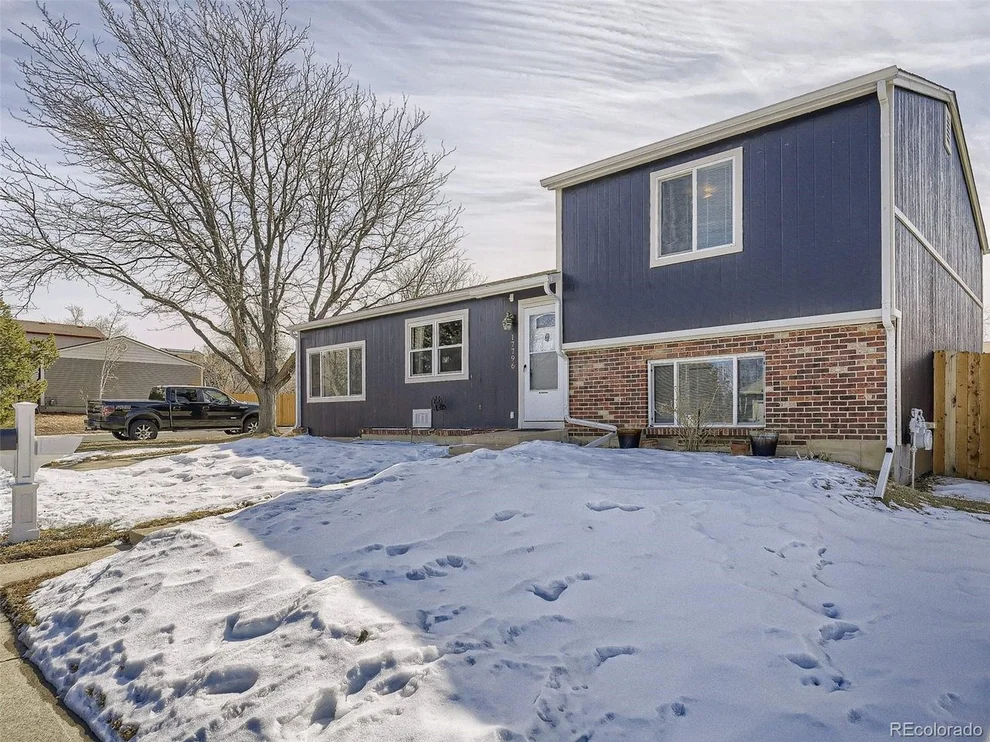 Unit for sale at 17796 E Oxford Pl, Aurora, CO 80013