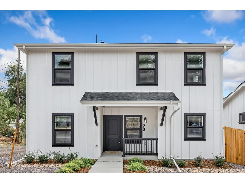 Unit for sale at 360 W Stanford Ave, Englewood, CO 80110