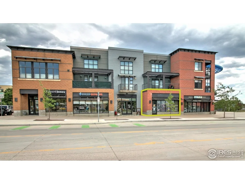 4520 Broadway