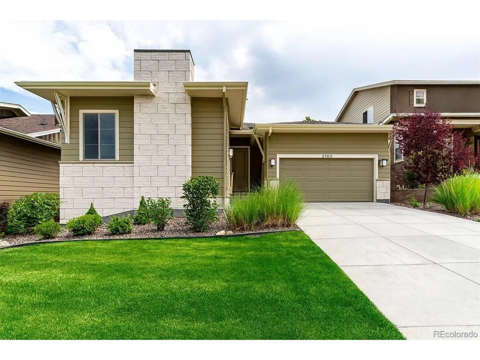 Unit for sale at 17490 W 94th Dr, Arvada, CO 80007