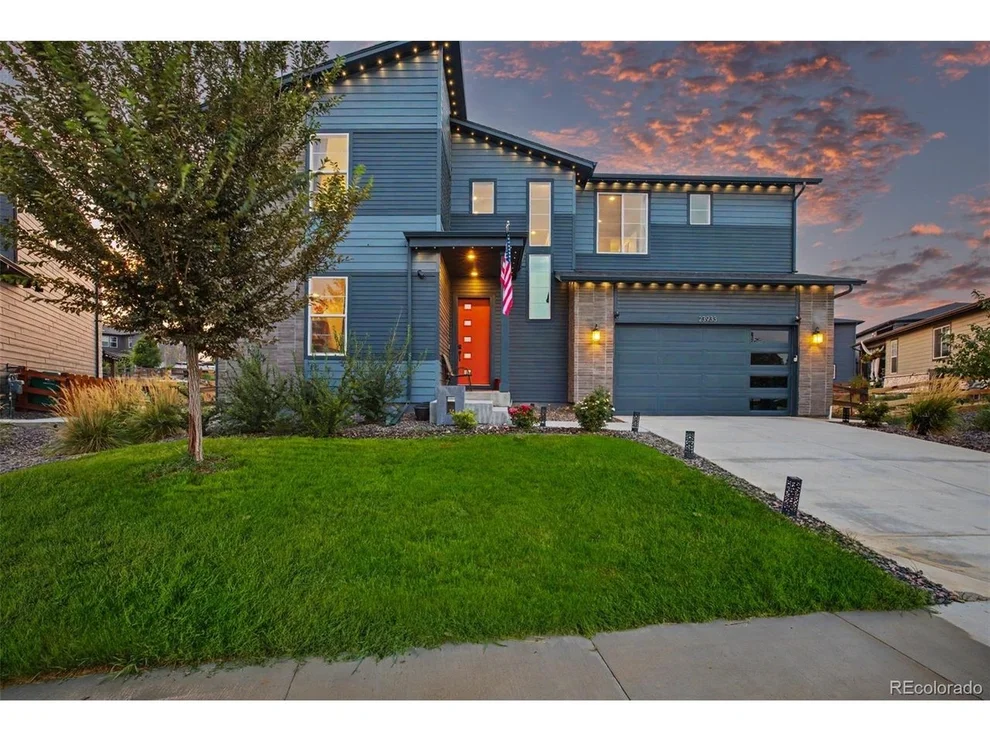 Unit for sale at 23933 E 39th Ave, Aurora, CO 80019
