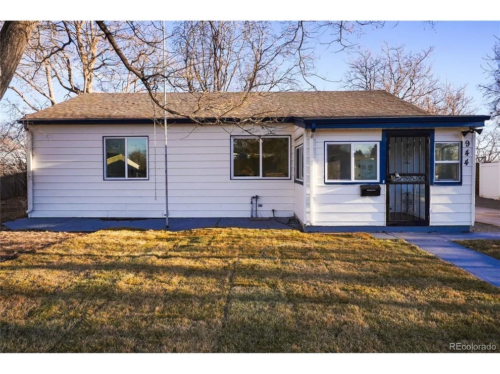 Unit for sale at 944 S Pecos Way, Denver, CO 80223