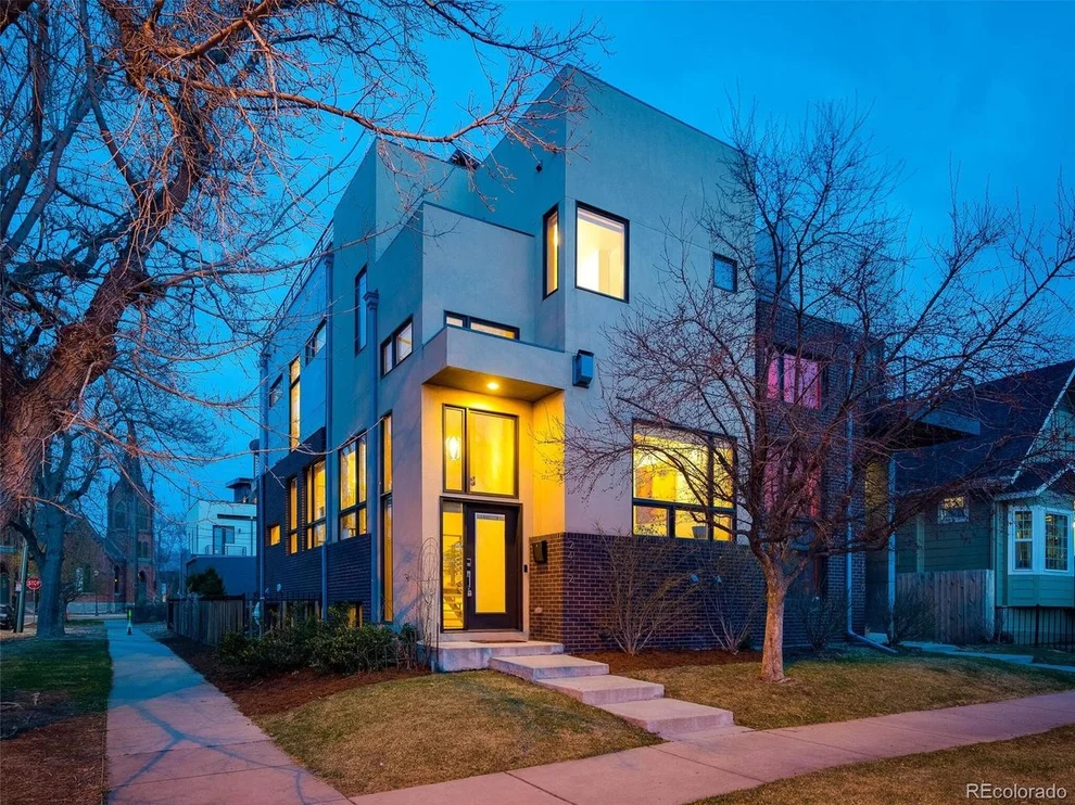 Unit for sale at 2462 Tremont Pl, Denver, CO 80205