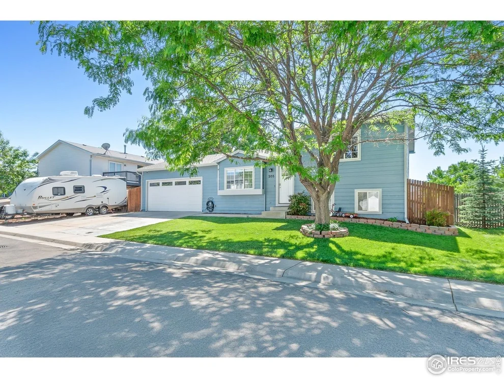 Unit for sale at 205 Sunset Ln, Dacono, CO 80514
