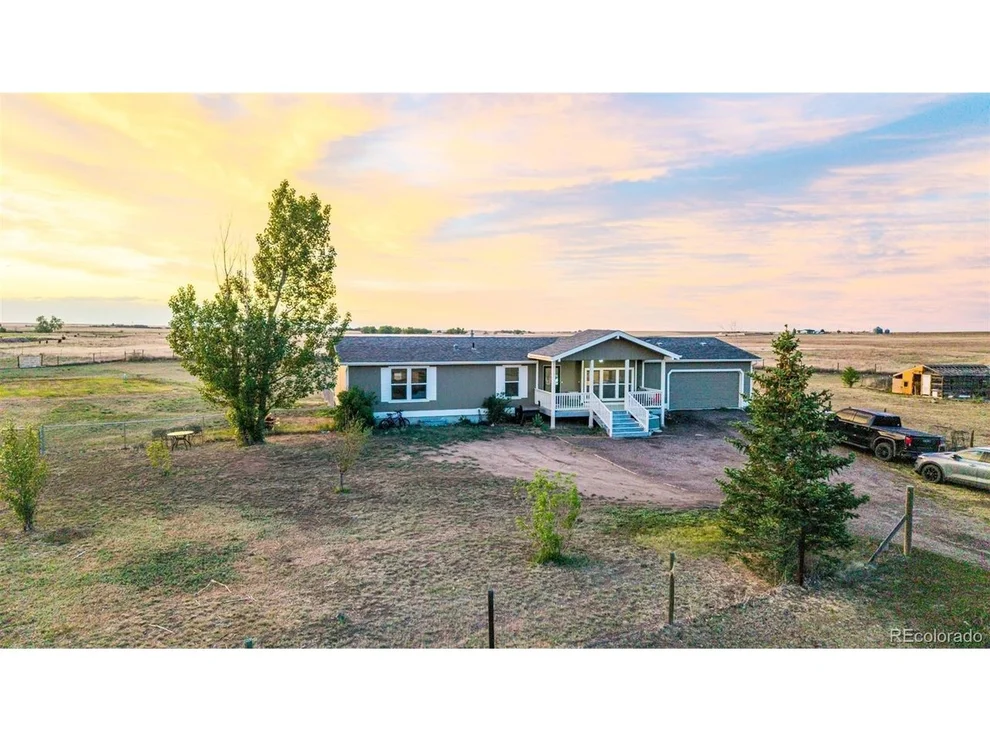 Unit for sale at 58117 E 42nd Dr, Strasburg, CO 80136