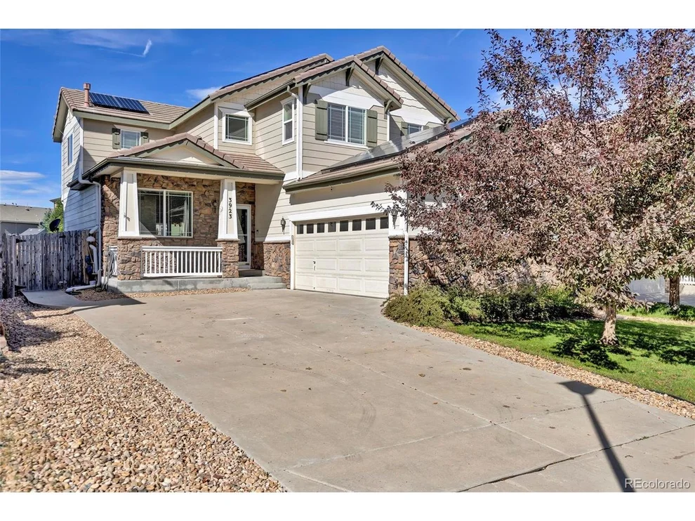 Unit for sale at 3923 S Shawnee Way, Aurora, CO 80018