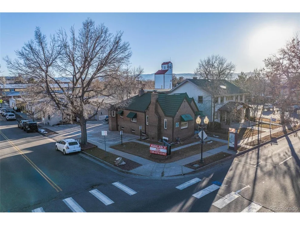 Unit for sale at 2606 W Alamo Ave, Littleton, CO 80120
