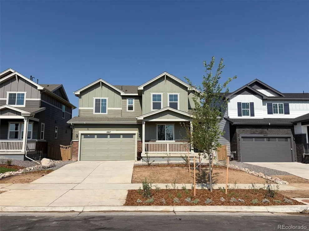 Unit for sale at 5867 N Ireland Way, Aurora, CO 80019