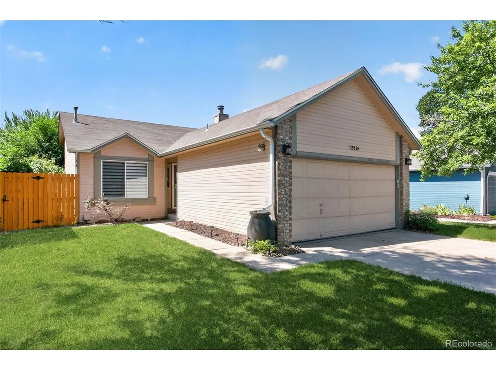 Unit for sale at 12816 E Wyoming Cir, Aurora, CO 80012