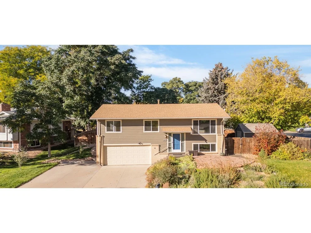 Unit for sale at 2061 S Youngfield St, Lakewood, CO 80228
