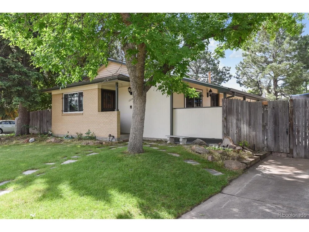Unit for sale at 12214 E Berkeley Pl, Denver, CO 80239
