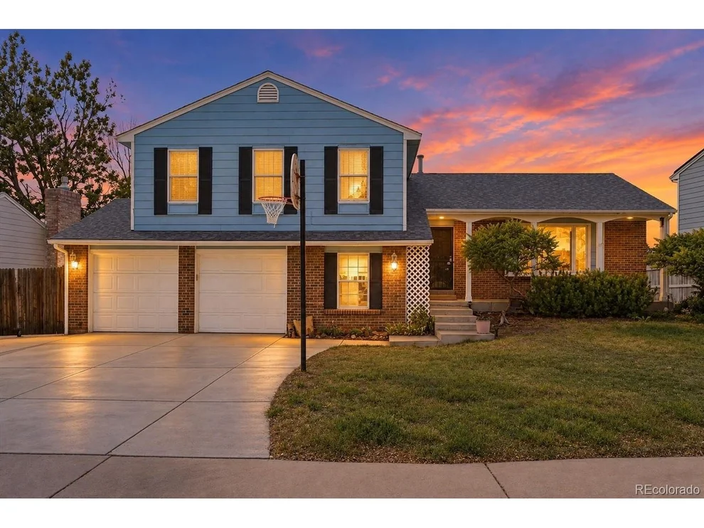 Unit for sale at 2031 S Richfield St, Aurora, CO 80013