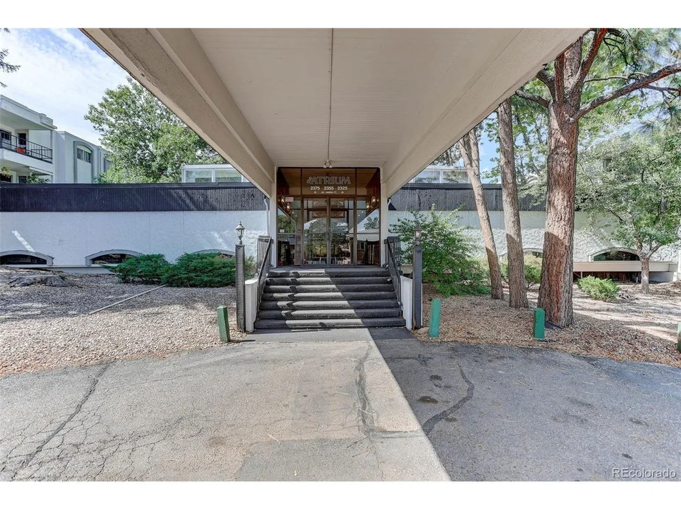 Unit for sale at 2375 S Linden Ct, Denver, CO 80222