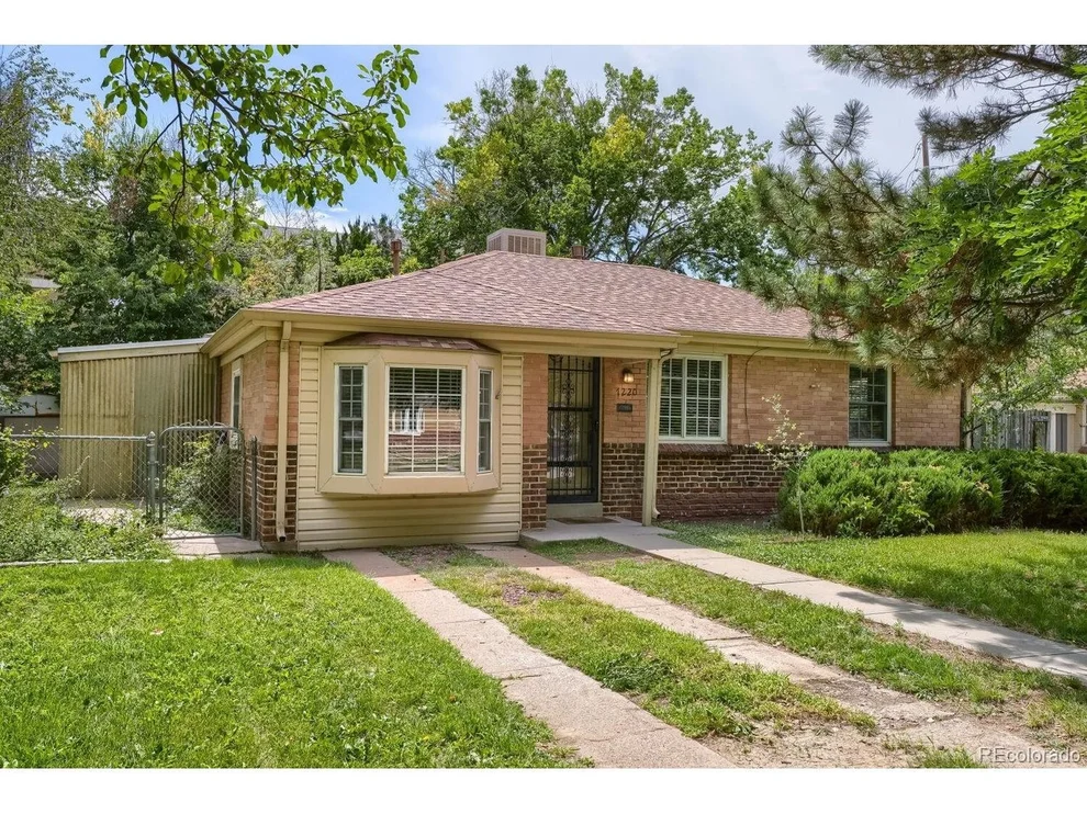Unit for sale at 7220 E 4th Ave, Denver, CO 80220