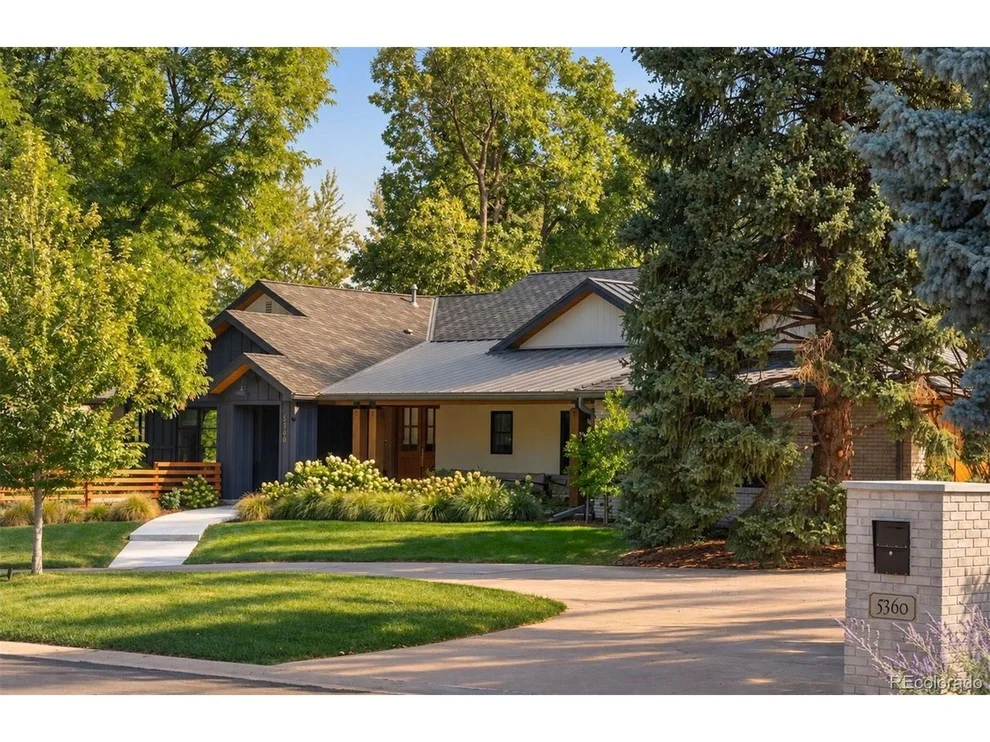 Unit for sale at 5360 S Logan Dr, Greenwood Village, CO 80121