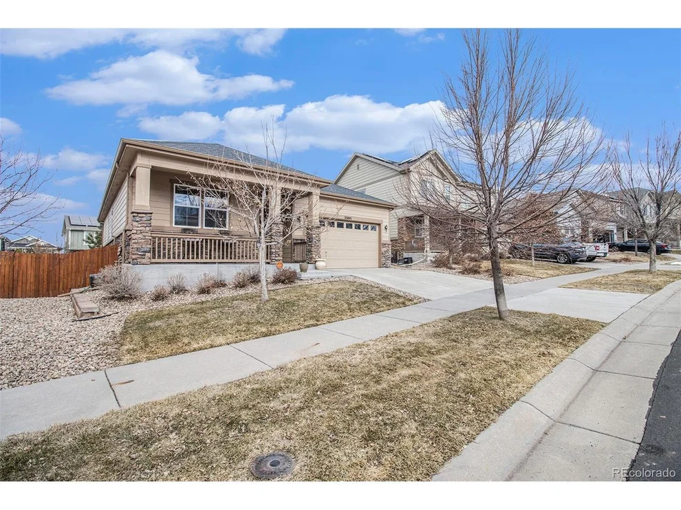 Unit for sale at 25045 E Pinewood Pl, Aurora, CO 80016