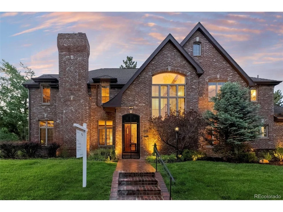 Unit for sale at 4101 E 2nd Ave, Denver, CO 80220