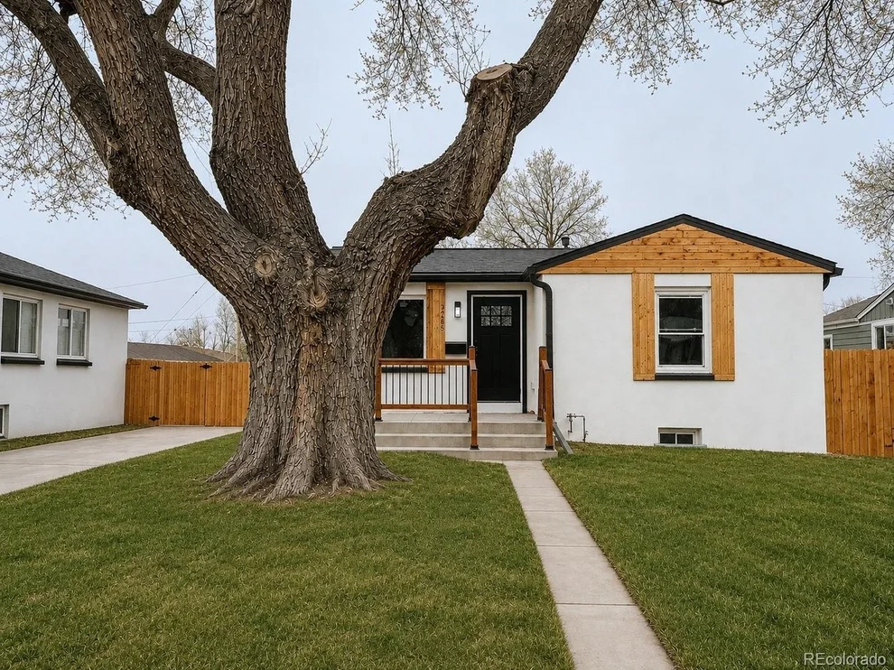 Unit for sale at 3285 S Elati St, Englewood, CO 80110