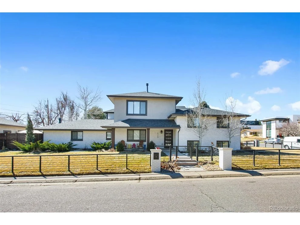 Unit for sale at 5700 E Cedar Ave, Denver, CO 80224