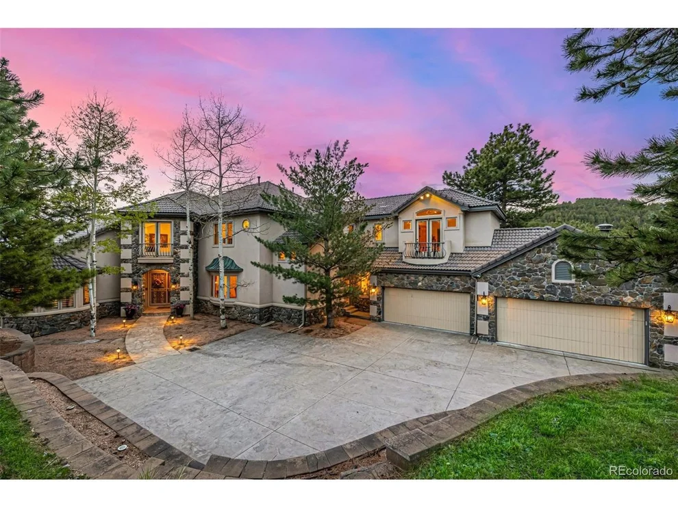 Unit for sale at 22554 Treetop Ln, Golden, CO 80401