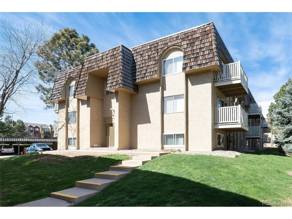 Unit for sale at 7695 E Quincy Ave, Denver, CO 80237